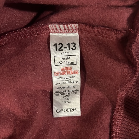 Fleeced Full Sleeves Sweat shirt - Cherry Colour - Picture 10 of 10